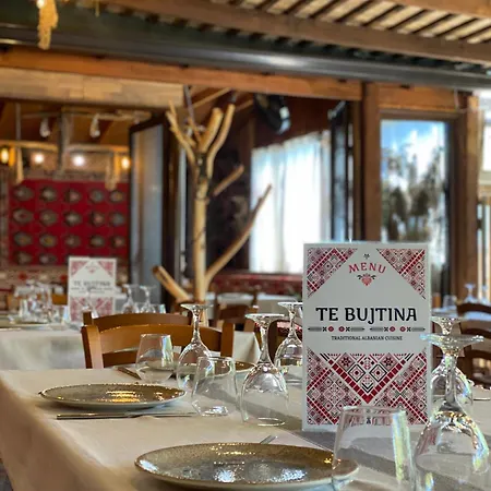 Te Bujtina Hotel- Cozy With Traditional Breakfast Near * Golem (Tirana)