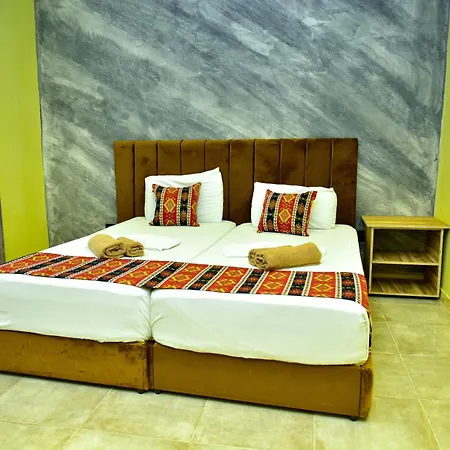 Hotel Te Bujtina Hotel- Cozy With Traditional Breakfast Near Golem (Tirana)