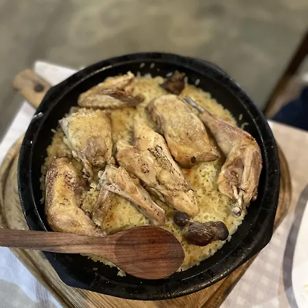 Te Bujtina Hotel- Cozy With Traditional Breakfast Near Golem (Tirana)