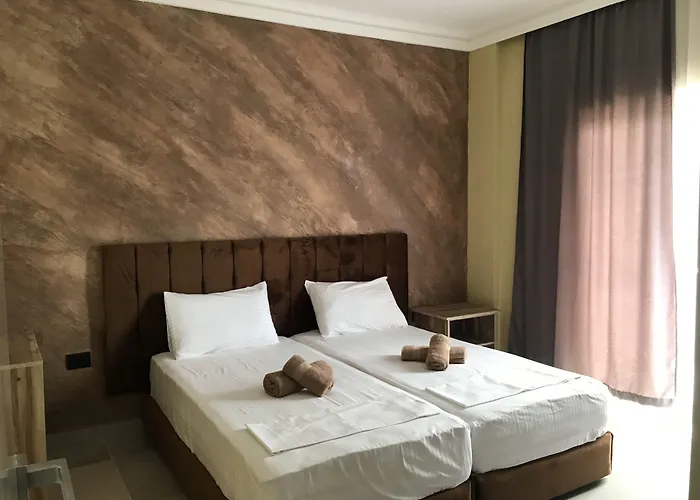 Hotel Te Bujtina Hotel- Cozy With Traditional Breakfast Near Golem (Tirana)